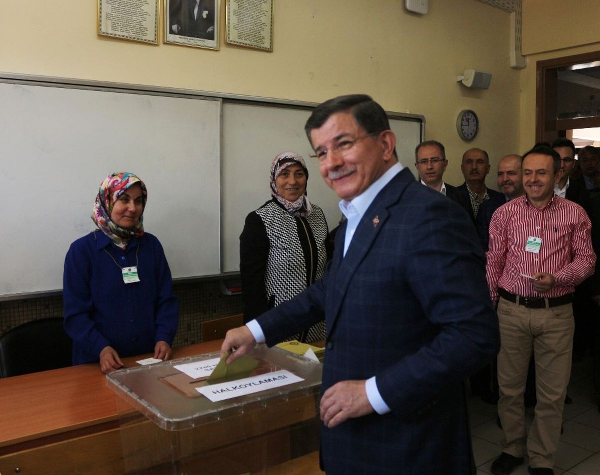 Davutoğlu, Oyunu Konya\'da Kullandı
