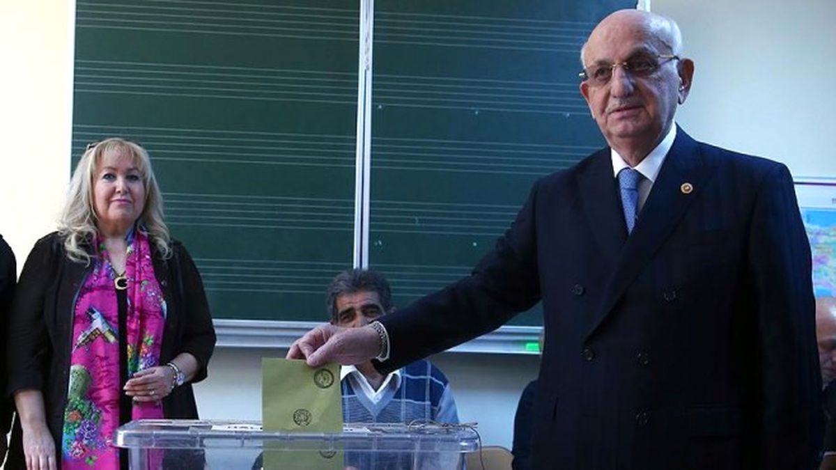 Demokrasi İçinde Çok Güzel Günlere Ulaşacağız