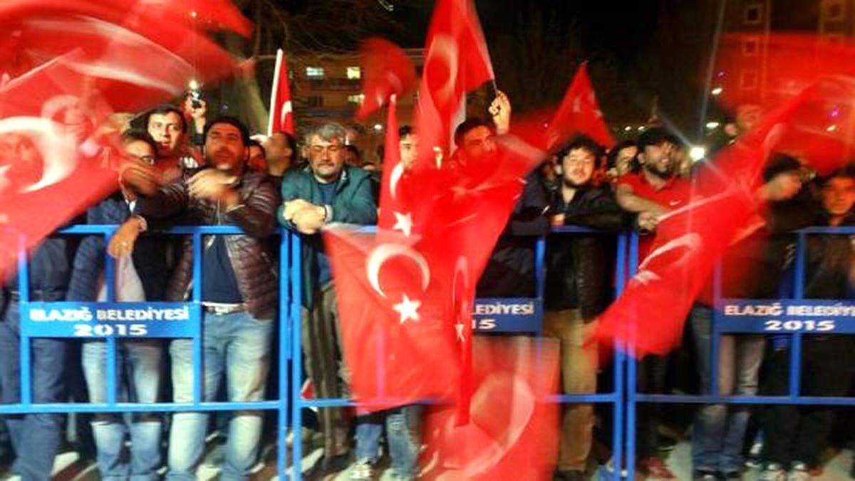 Elazığ, Siirt, Batman ve Beytüşşebap\'ta Kutlama