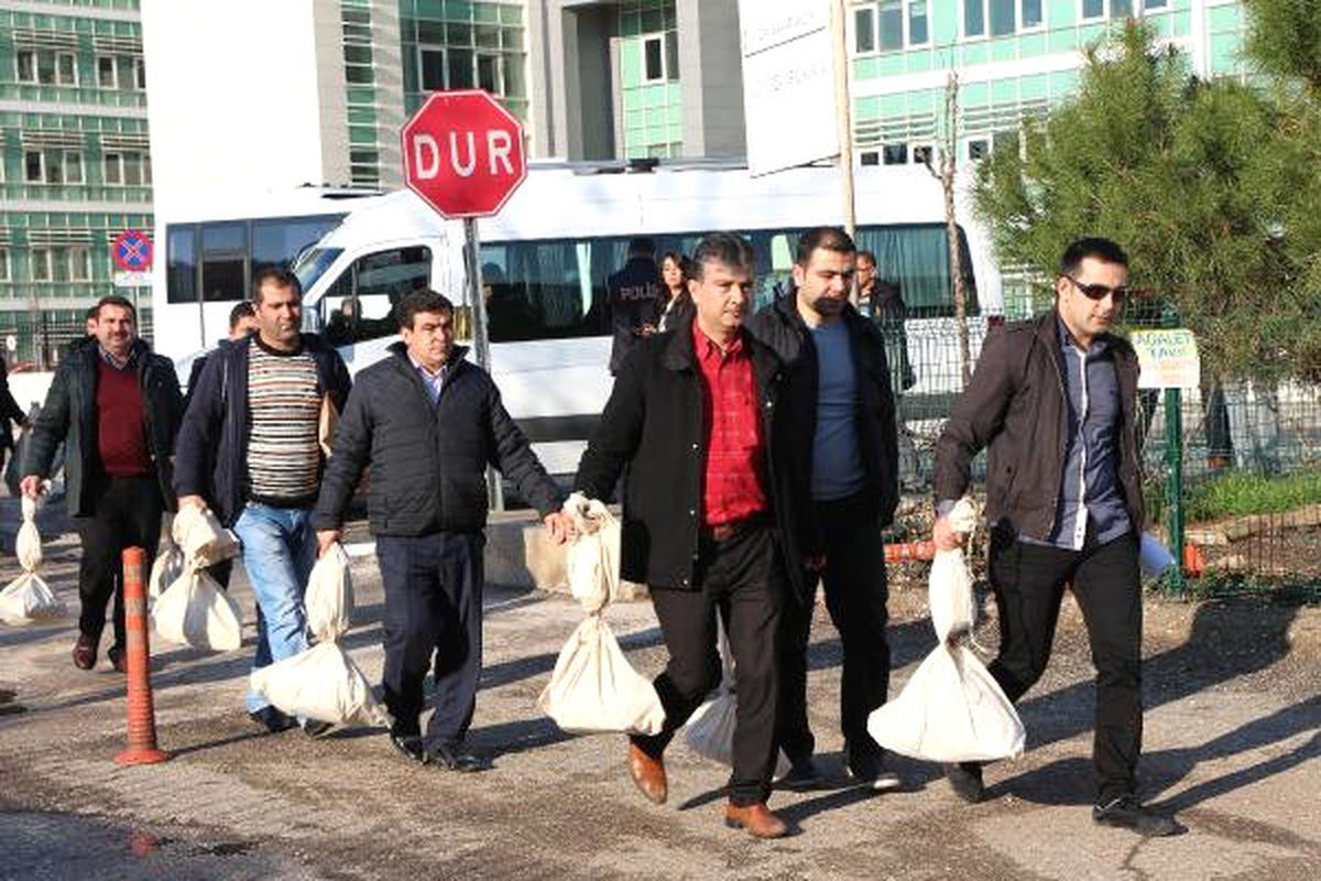 Gaziantep\'te Sandıklar Sayılıyor (2)