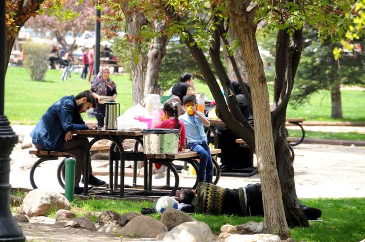 Gaziantep\'teki, Suriyeliler Parklara Koştu