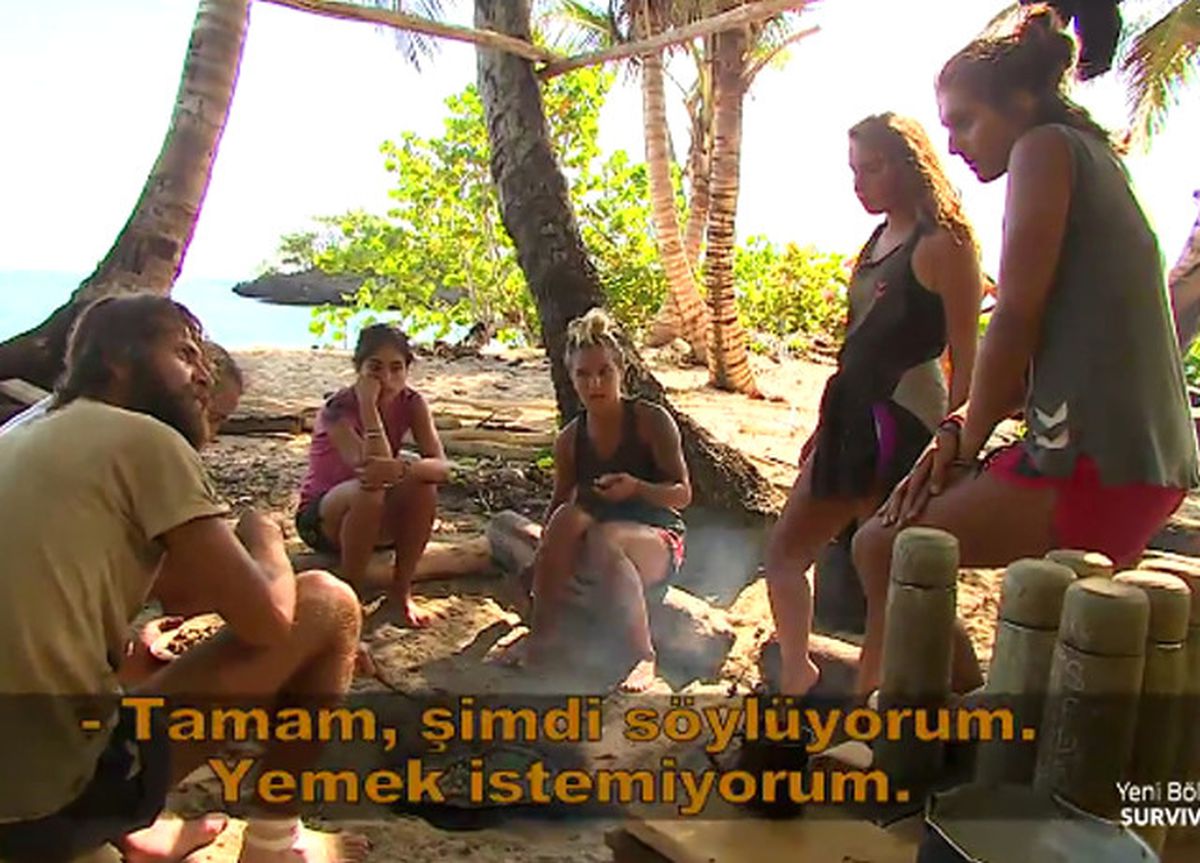 Gönüllüler Takımında Ortam Gerildi! Gökhan, Berna\'ya Sesini Yükseltince...