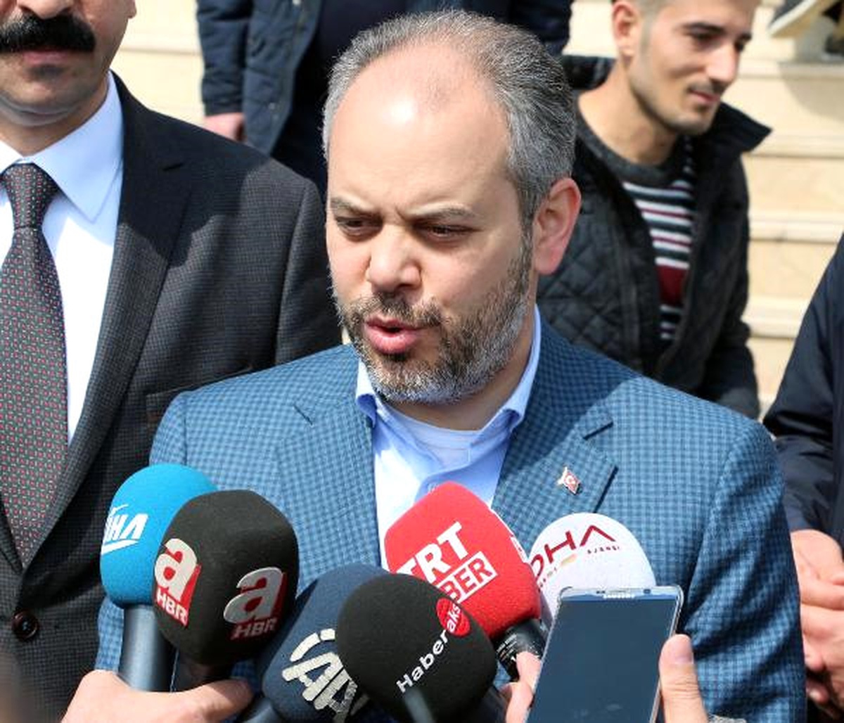 Halk Oylamasının Sonuçları Kutlanıyor