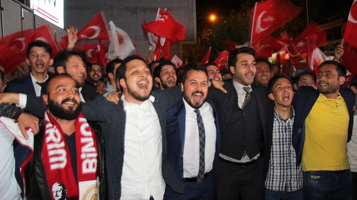 Kahramanmaraş, Yüzde 73,97 "Evet" Çıkan Sonucu Kutladı