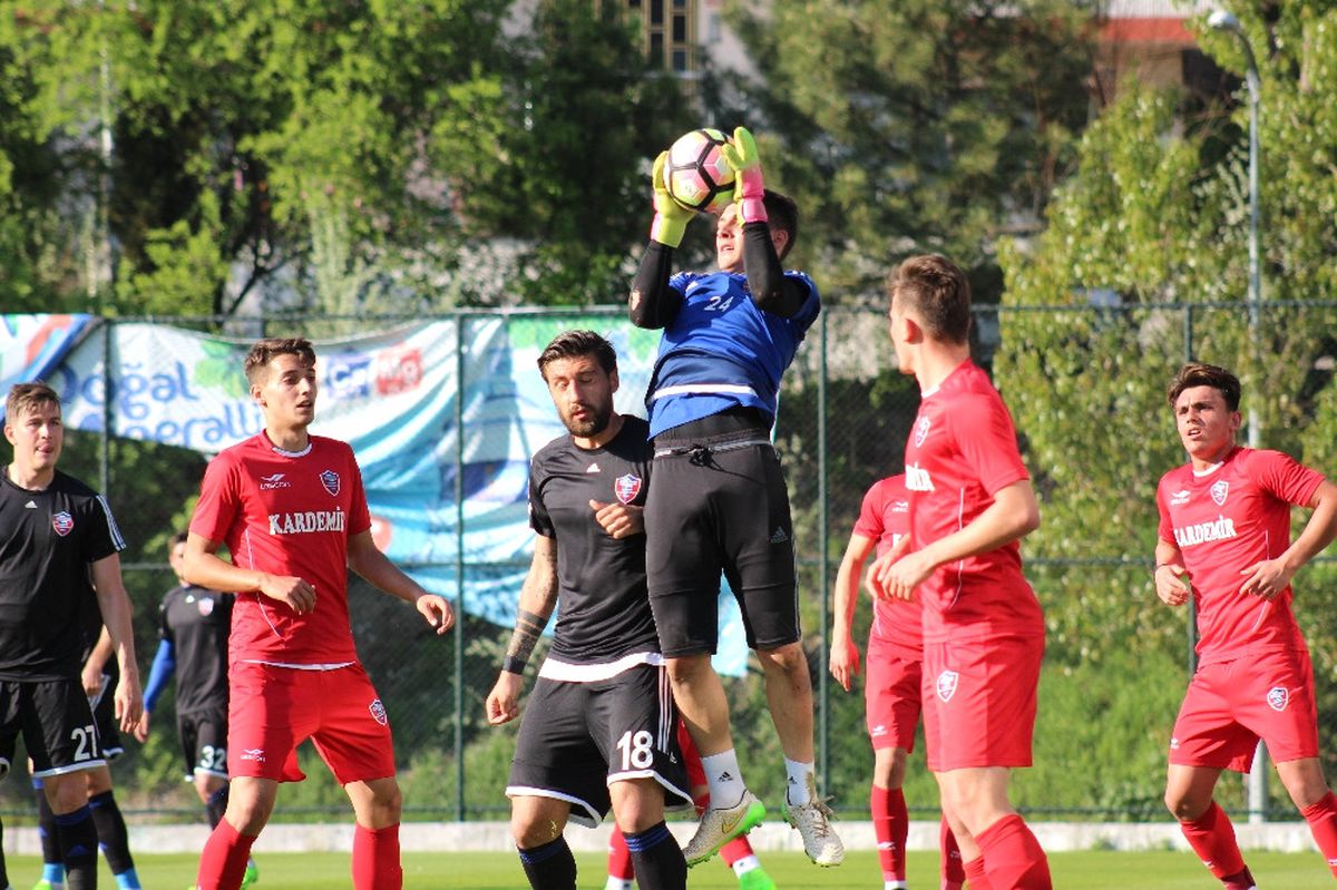 Karabükspor\'dan 7 Gollü Hazırlık Maçı