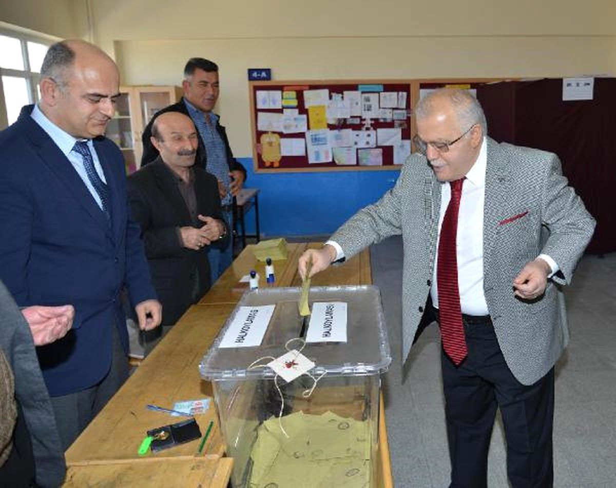 Kırşehirliler, Referandum İçin Sandığa Gitti