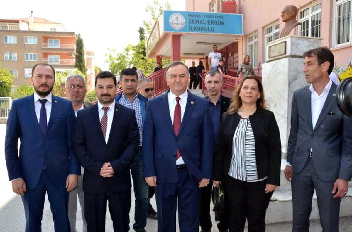 Manisalılar Sandığa Koştu (3)