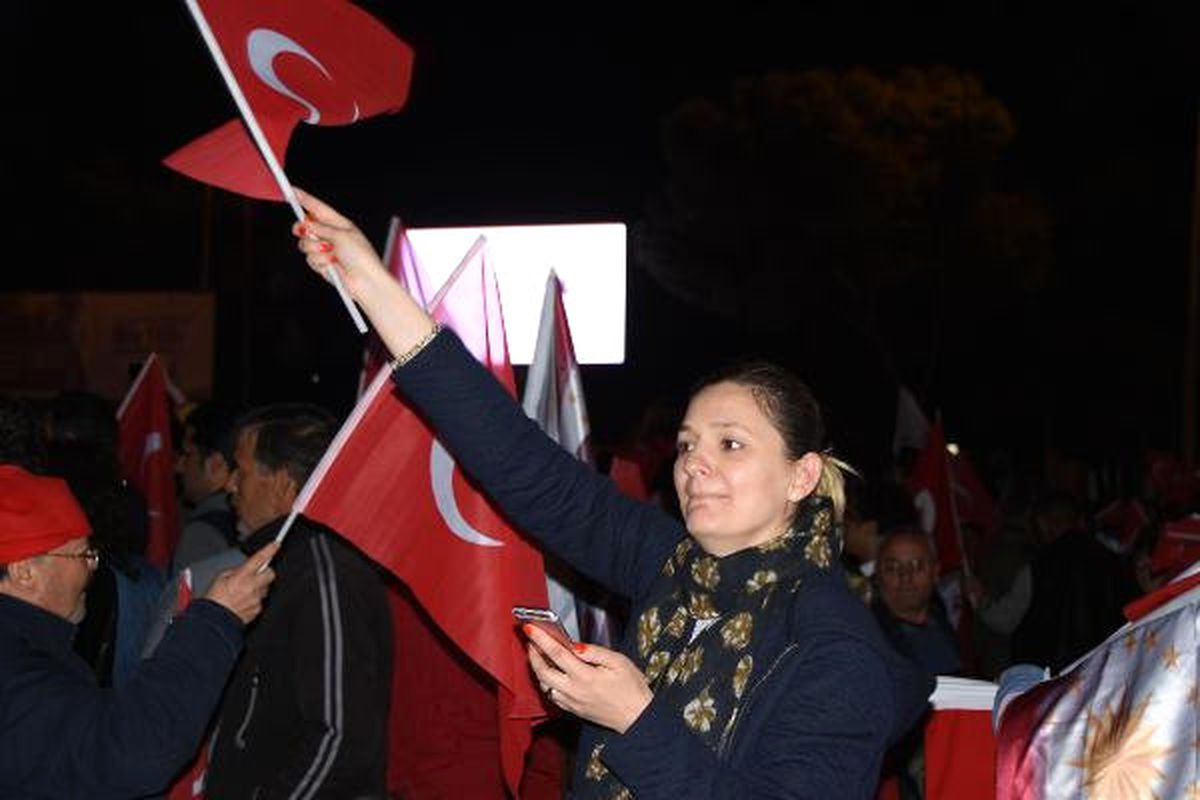 Muğla\'da Referandum Kutlaması