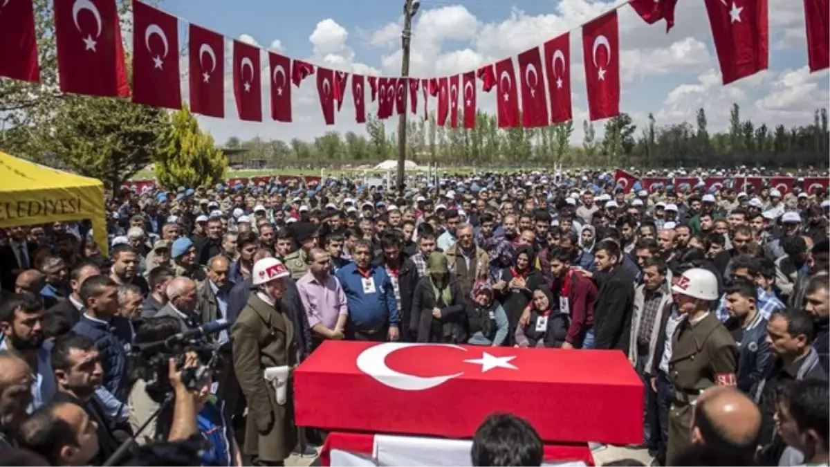 Şehit Uzman Çavuş Düver Son Yolculuğuna Uğurlandı