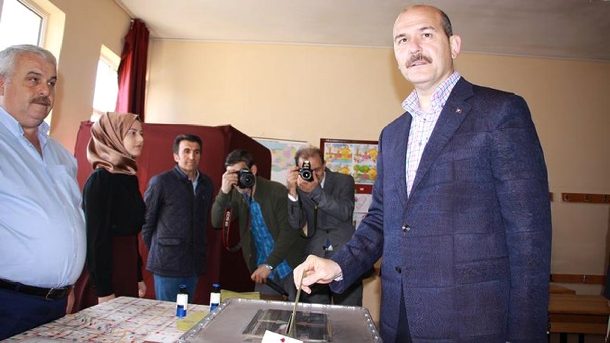 Soylu: Oy Kullanma İşlemleri Sükunet ve Güvenlik İçerisinde Başladı
