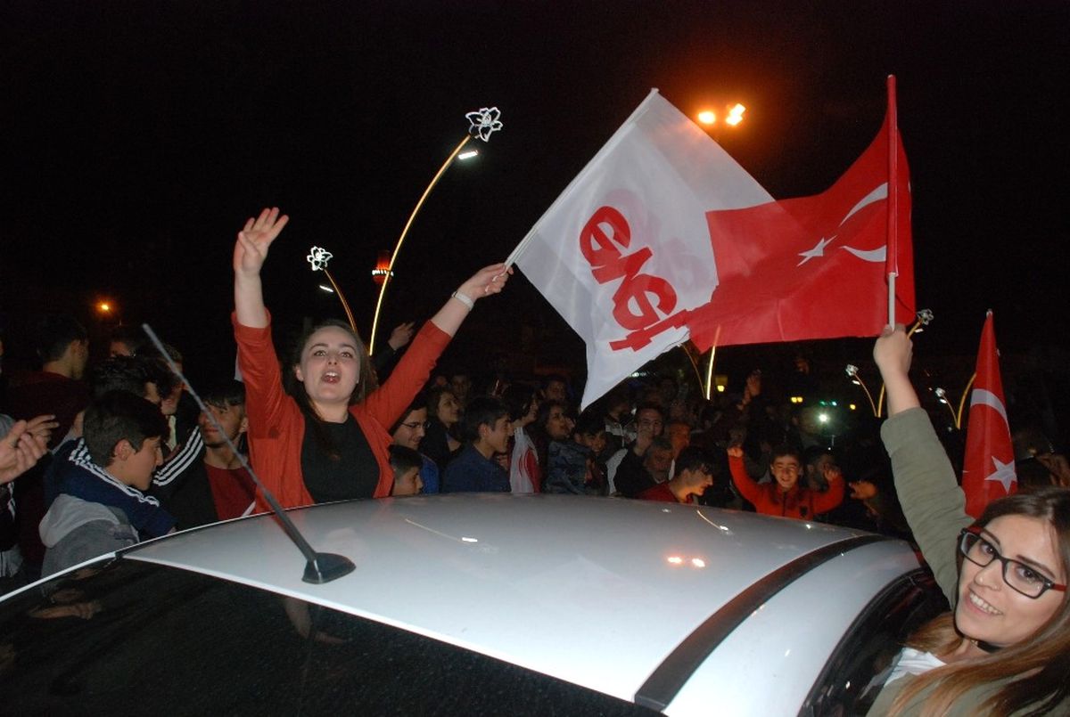 Tokat\'ta \'Evet\' Coşkusu