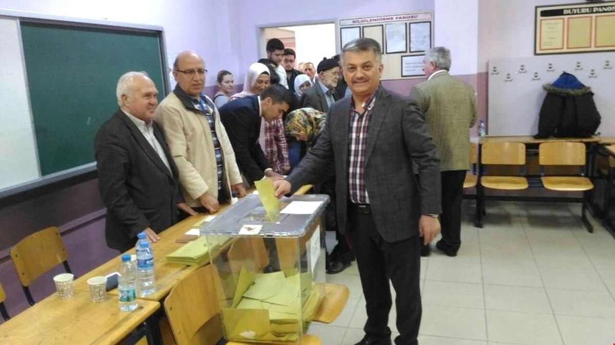 Vali Yazıcı Oyunu Kullandı