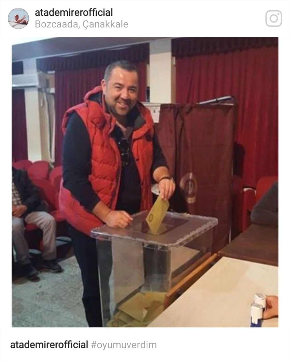 Ata Demirer Oyunu Bozcaada\'da Kullandı