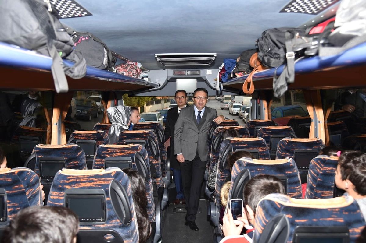 Başkan Tiryaki Çocukları Çanakkale\'ye Uğurladı