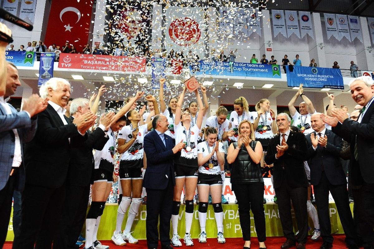 Cumhurbaşkanı Erdoğan\'dan Sultanlara Tebrik