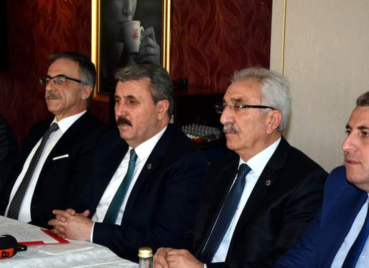 Destici\'den Halk Oylaması Değerlendirmesi