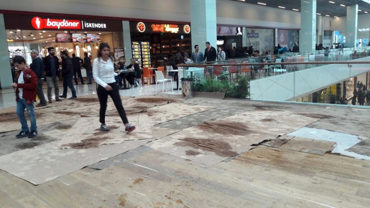 Edirne\'nin En Büyük Avm\'sine Yağmur Şoku