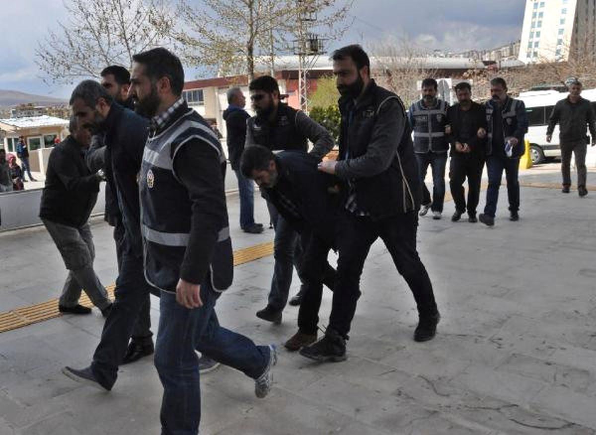 Elazığ Emniyet Müdürlüğü\'ndeki Saldırıyı Planlayan Zanlı Adliyeye Sevk Edildi
