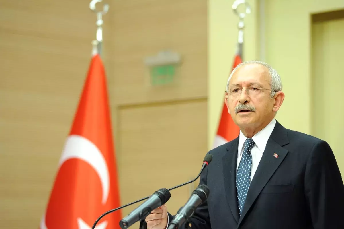 Kılıçdaroğlu\'ndan Referandum Sonuçlarına Ilişkin Açıklama