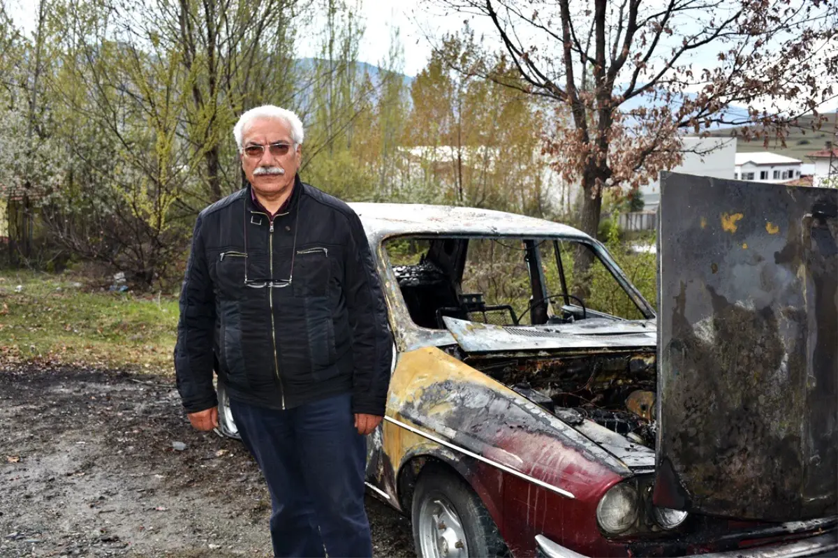 Oy Kullanmaya Giden İmamın Otomobili Cayır Cayır Yandı