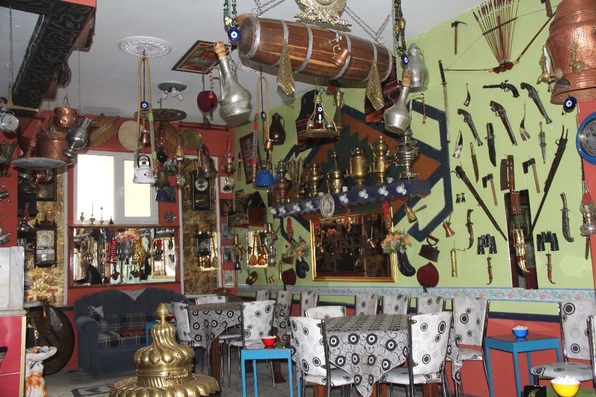 Müze Değil Kahvehane