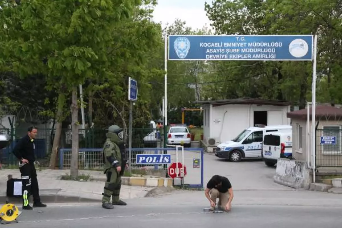 Polis Merkezinin Yakınına Bırakılan Ayakkabı Kutusu Fünye ile Patlatıldı