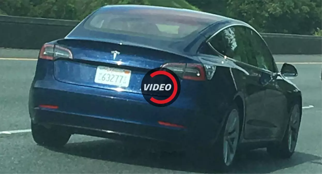 Tesla Model 3 Yakalandı!