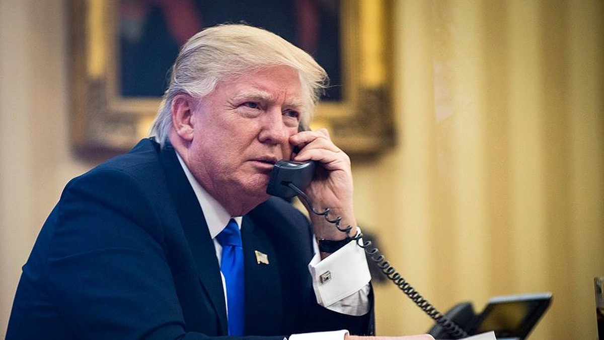 ABD Başkanı Donald Trump, Cumhurbaşkanı Recep Tayyip Erdoğan\'ı Telefonla Arayarak Halk Oylamasında...