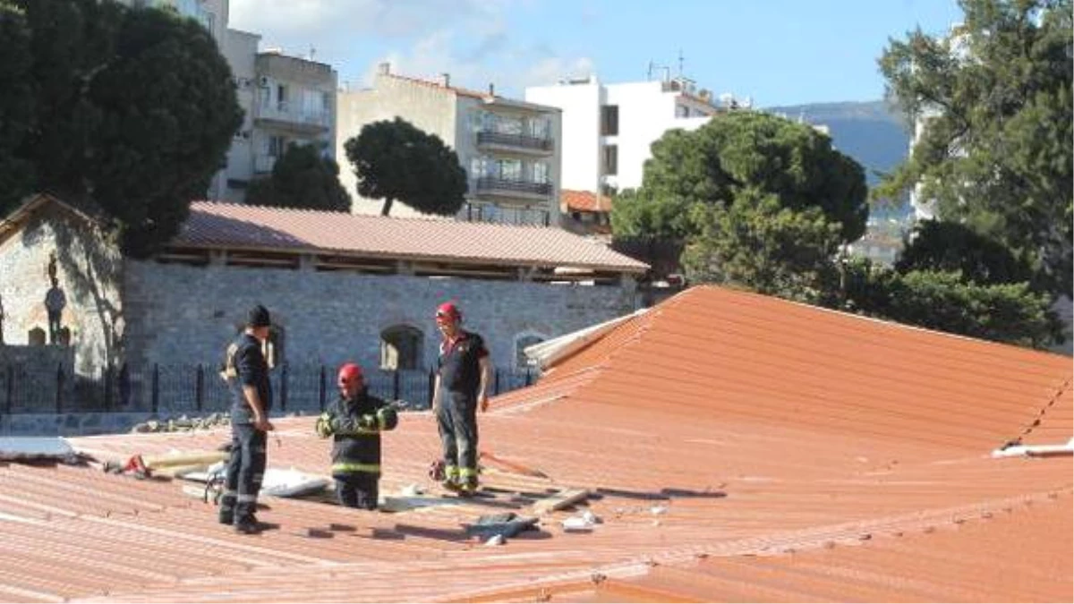 Aydın\'da Restorasyonu Yapılan Hangarın Çatısı Çöktü: 1 Yaralı