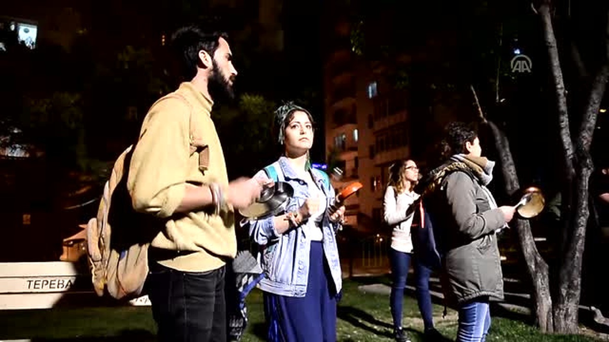 Eskişehir\'de İzinsiz Yürüyüşe Polis Müdahalesi