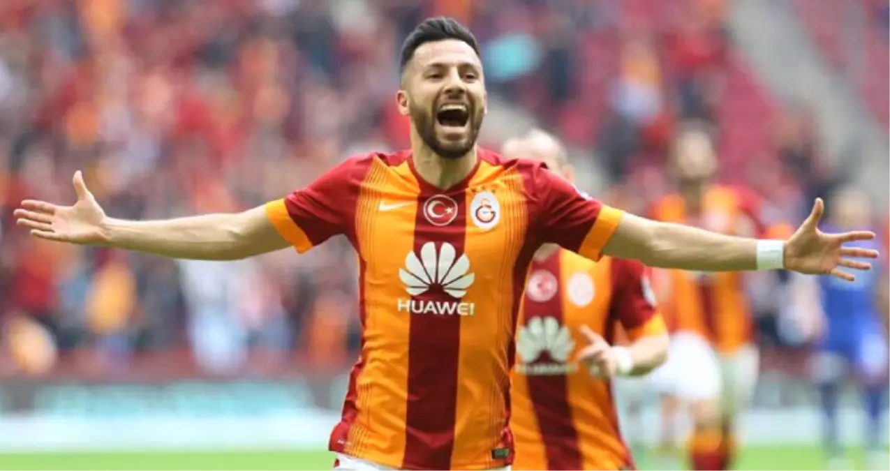 Galatasaray, Yasin Öztekin\'in Maaşına Zam Yaparak Takımda Tutacak