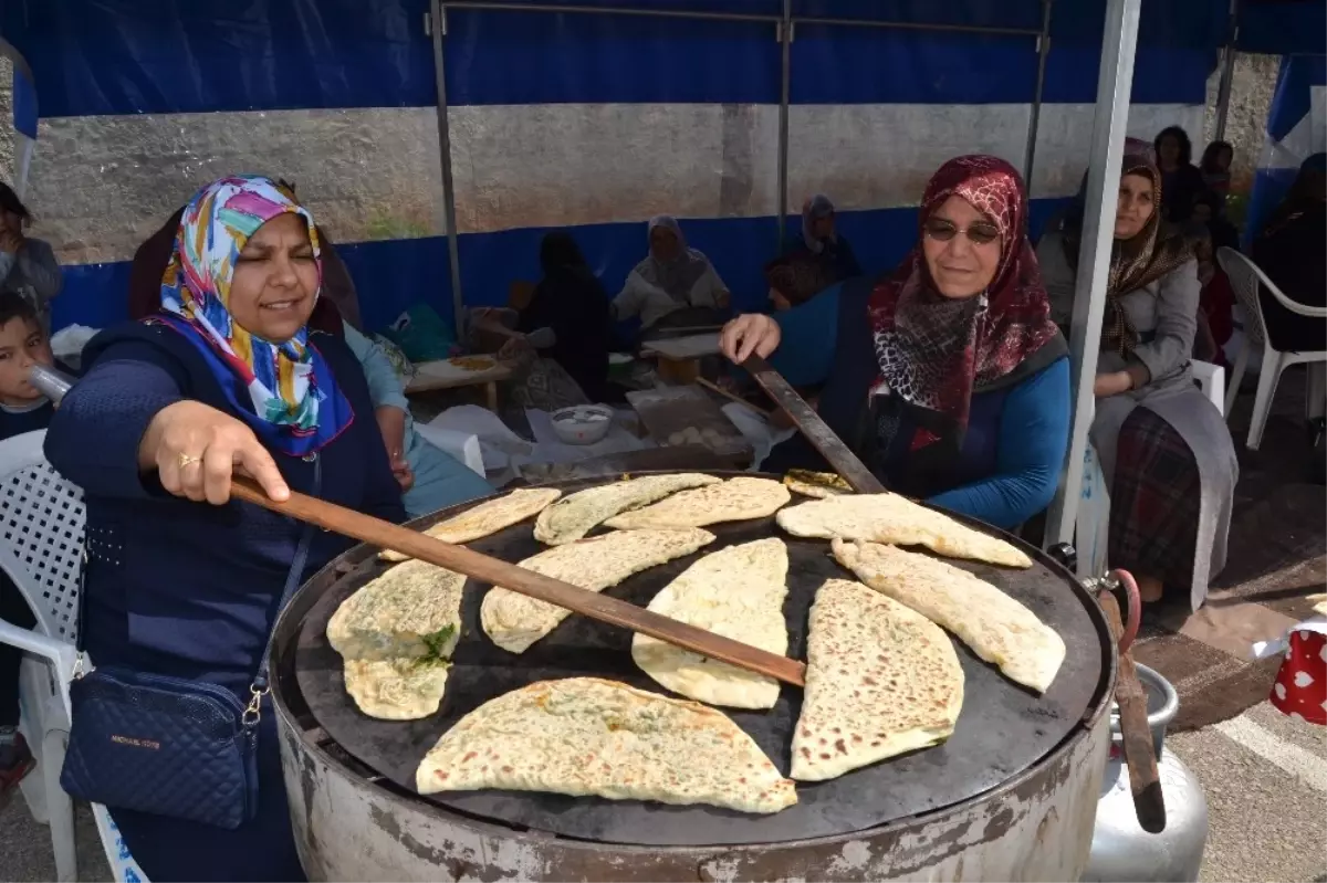 Kozan\'da Kuran Kursları Yararına Kermes