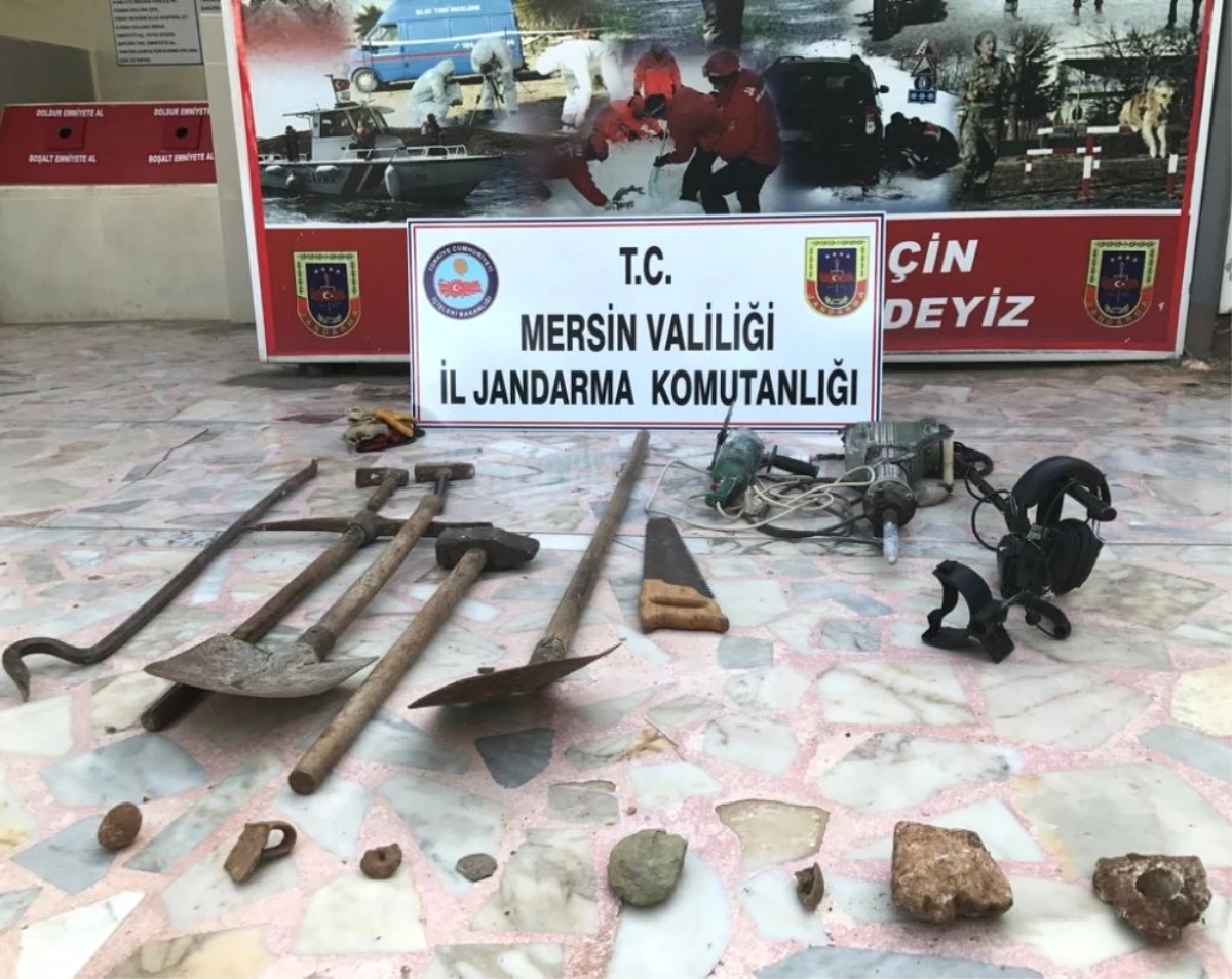 Mersin\'de İzinsiz Kazı Yapan 2 Kişi Gözaltına Alındı