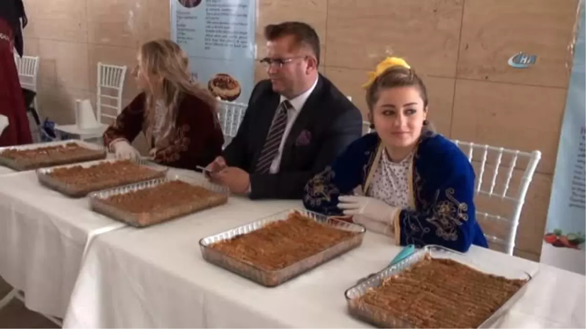 Şanlıurfa\'nın Yöresel Yemekleri Sergilendi