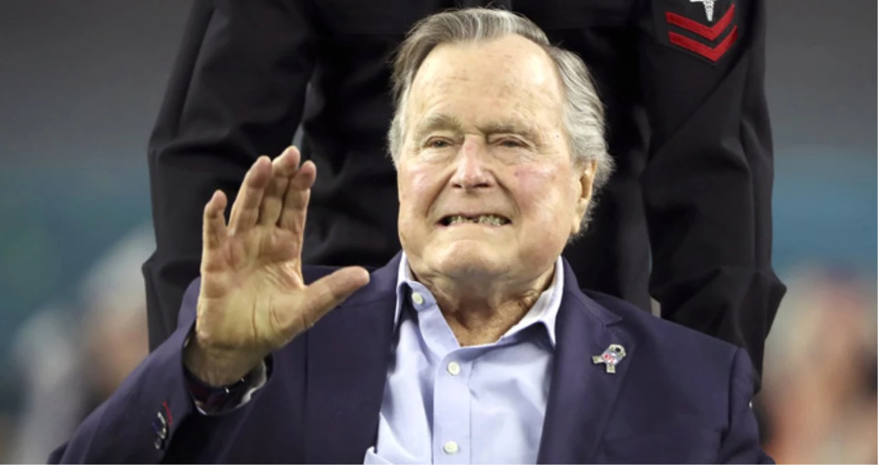 ABD\'nin Eski Başkanı Baba Bush Tekrar Hastaneye Kaldırıldı