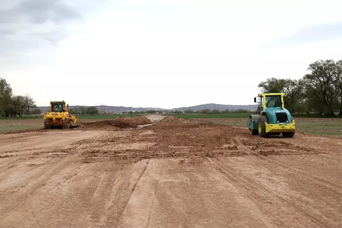 Aksaray Belediyesi Yeni Hastaneye Bağlantı Yolunu Açıyor