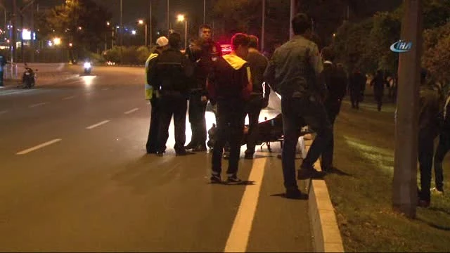 Antalya Kepez Trafik Kazası Motosiklet  - Antalya�dA Hafif Ticari Araçla Çarpışan Motosiklette Bulunan 2 Genç Hastanede Hayatını Kaybetti.