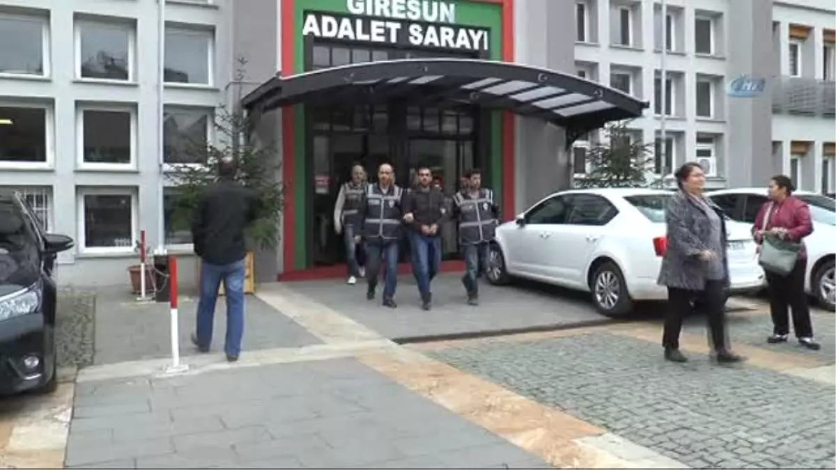 Ava Giden Dolandırıcıları Yaşlı Kadın Avladı