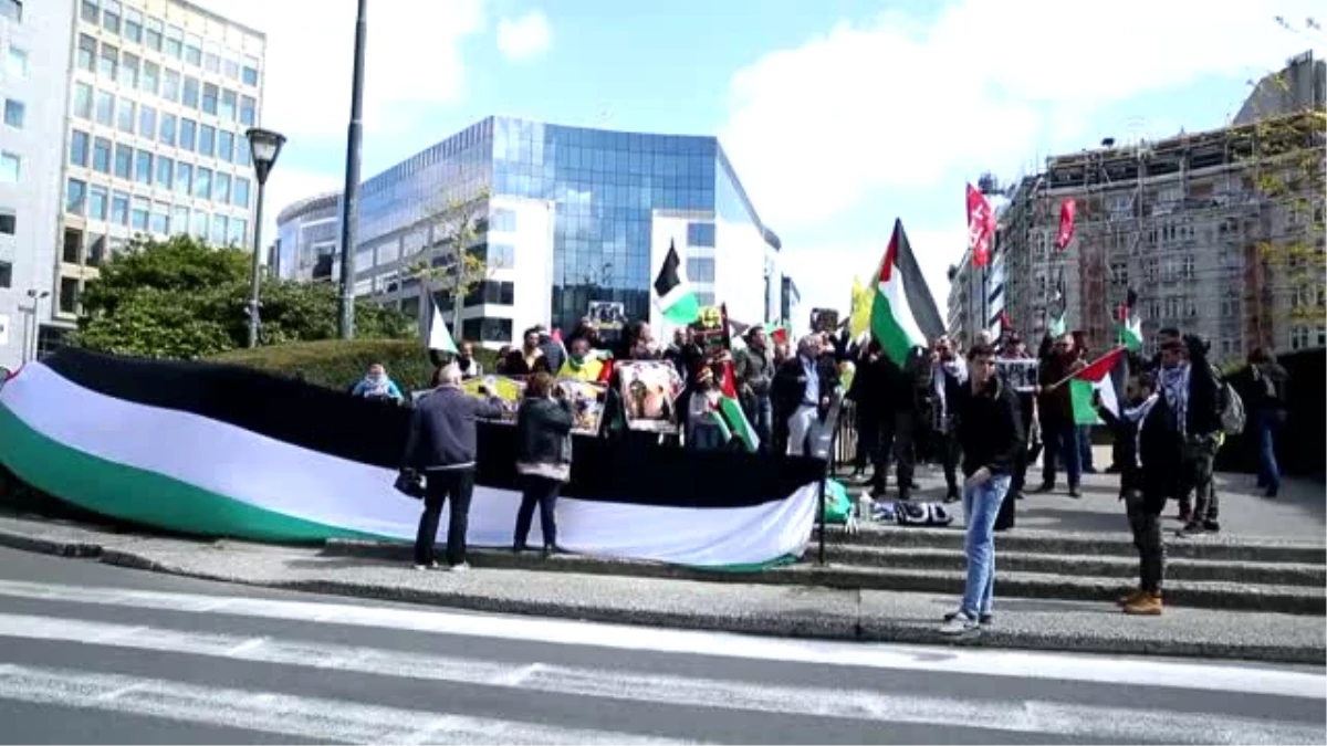 Filistinli Mahkumlara Destek Gösterisi