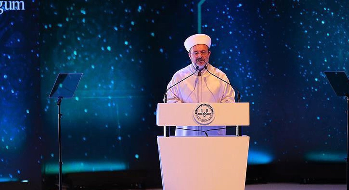 Hz. Peygamber ve Güven Toplumu" Temalı Kutlu Doğum Programı