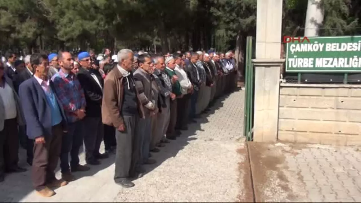 Muğla Kız Kardeşi Tarafından Kazara Öldürülen Çocuk Toprağa Verildi