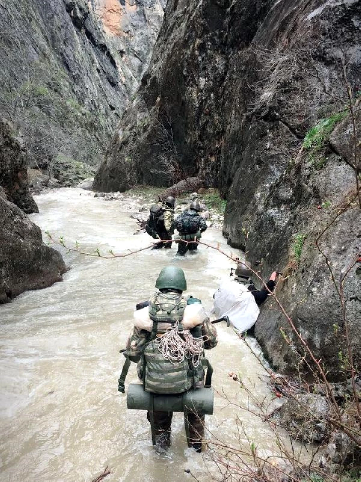 Munzur Dağları\'nda Pkk Operasyonu