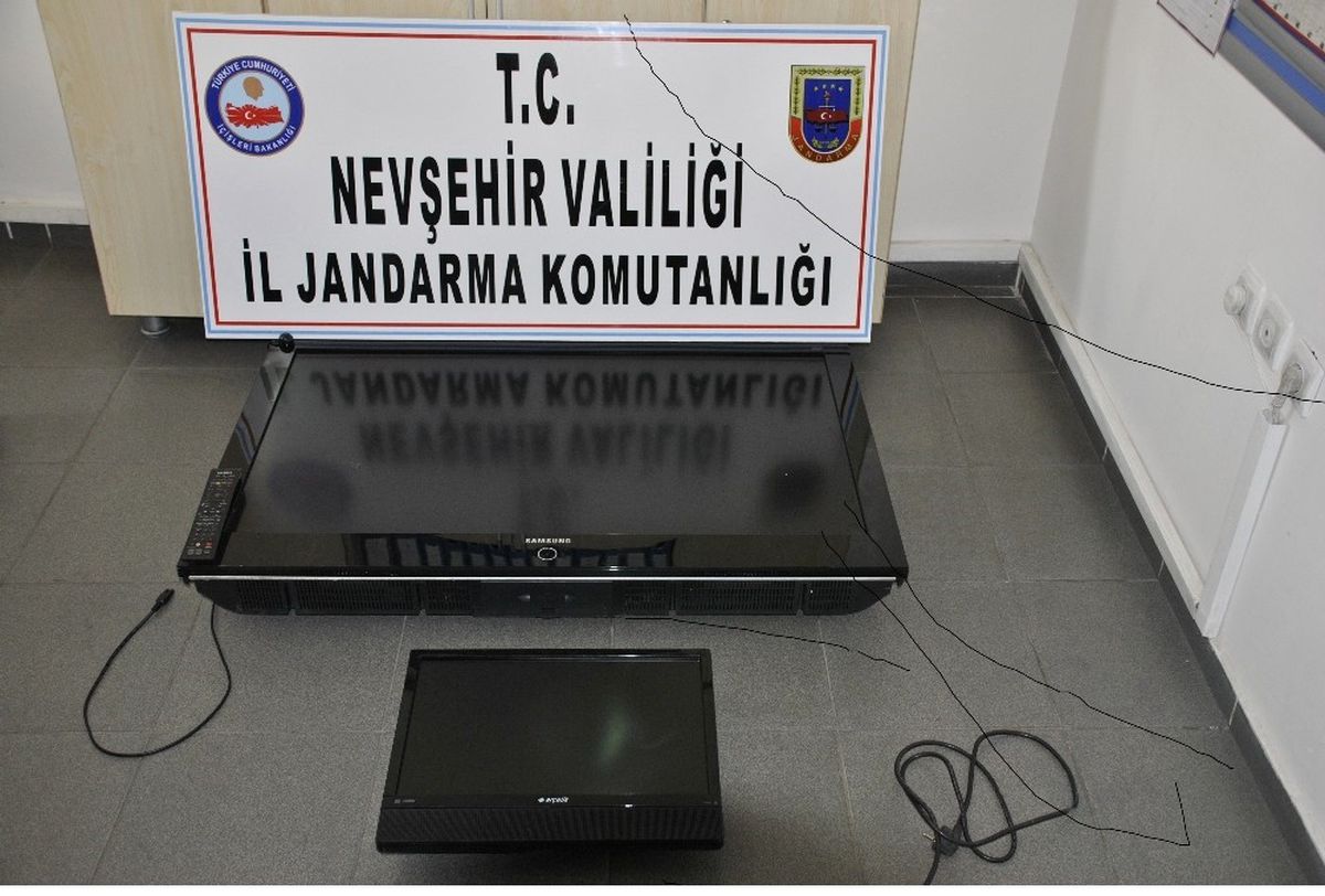 Nevşehir\'de Hırsızlık Şüphelisi 8 Şahıs Yakalandı