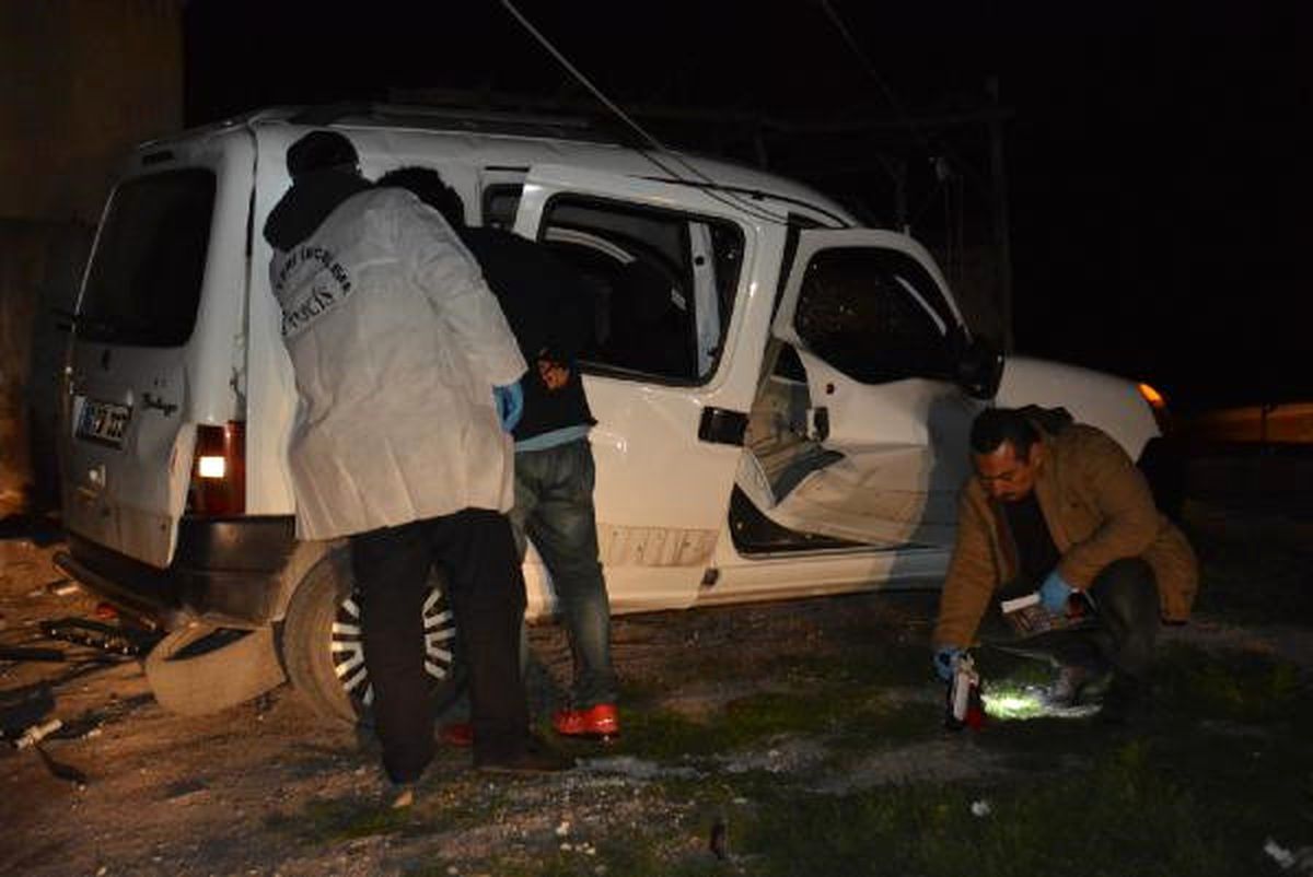 Park Halindeki Araçta Patlama Meydana Geldi: 1 Yaralı