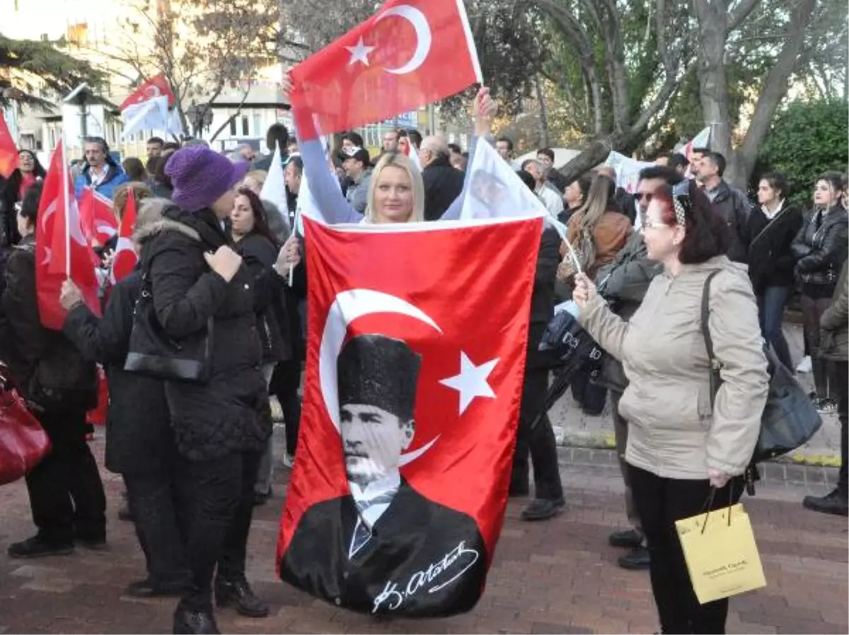 Tekirdağ\'da Referandum Protestosu