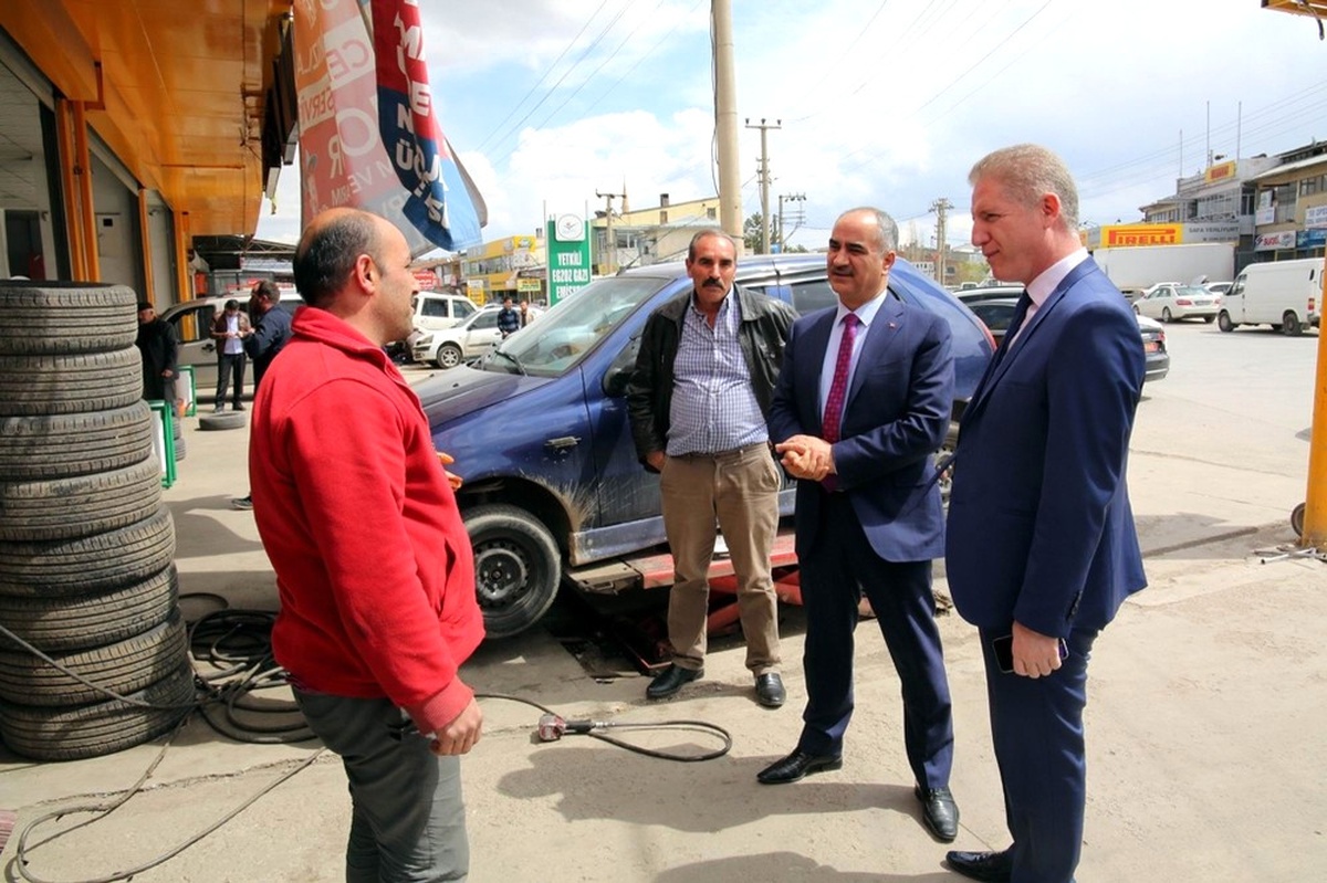 Vali Gül ve Belediye Başkanı Aydın Sanayi Esnafını Ziyaret Etti