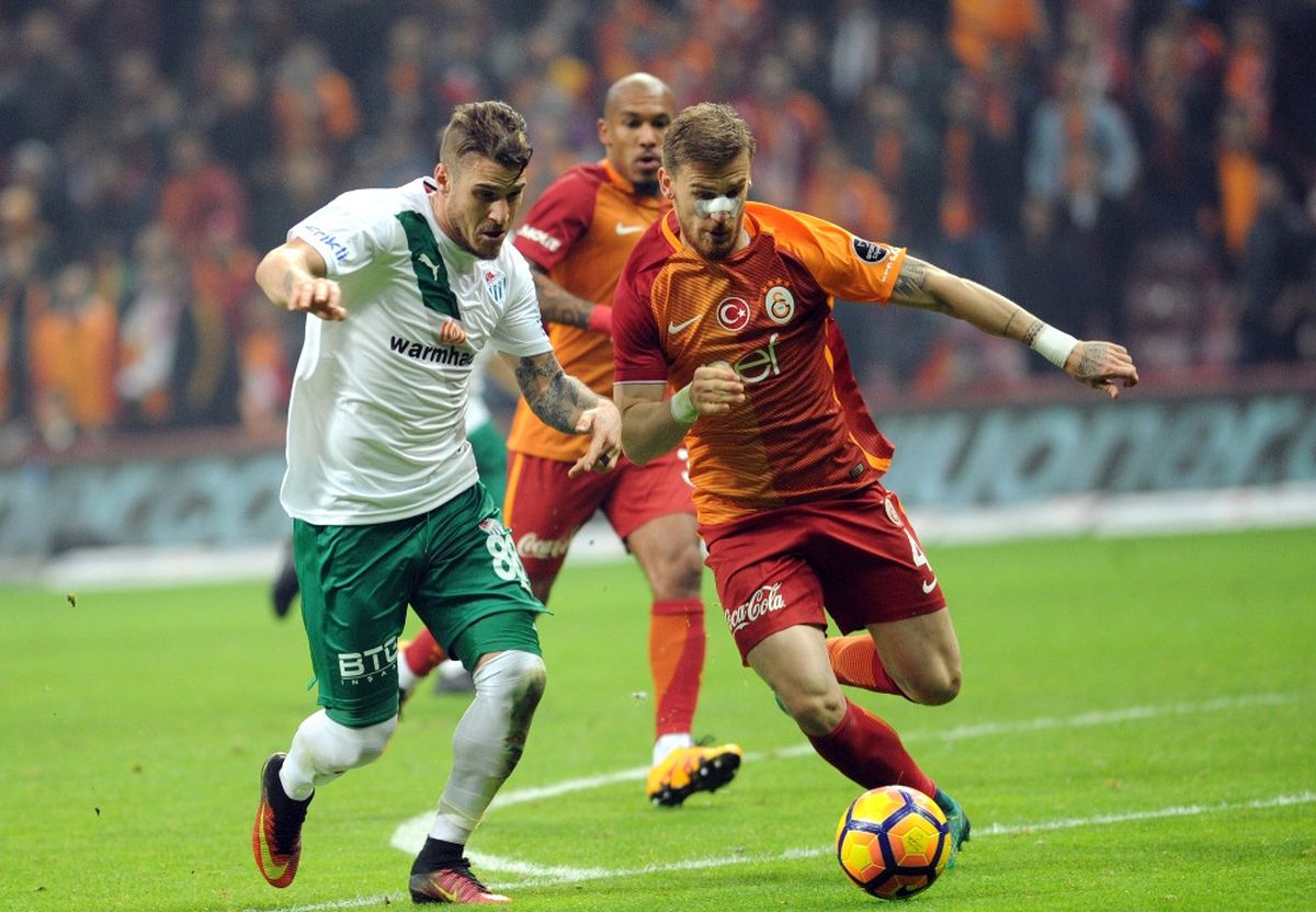 80 Bin Euro\'luk Alacağını Bıraktı