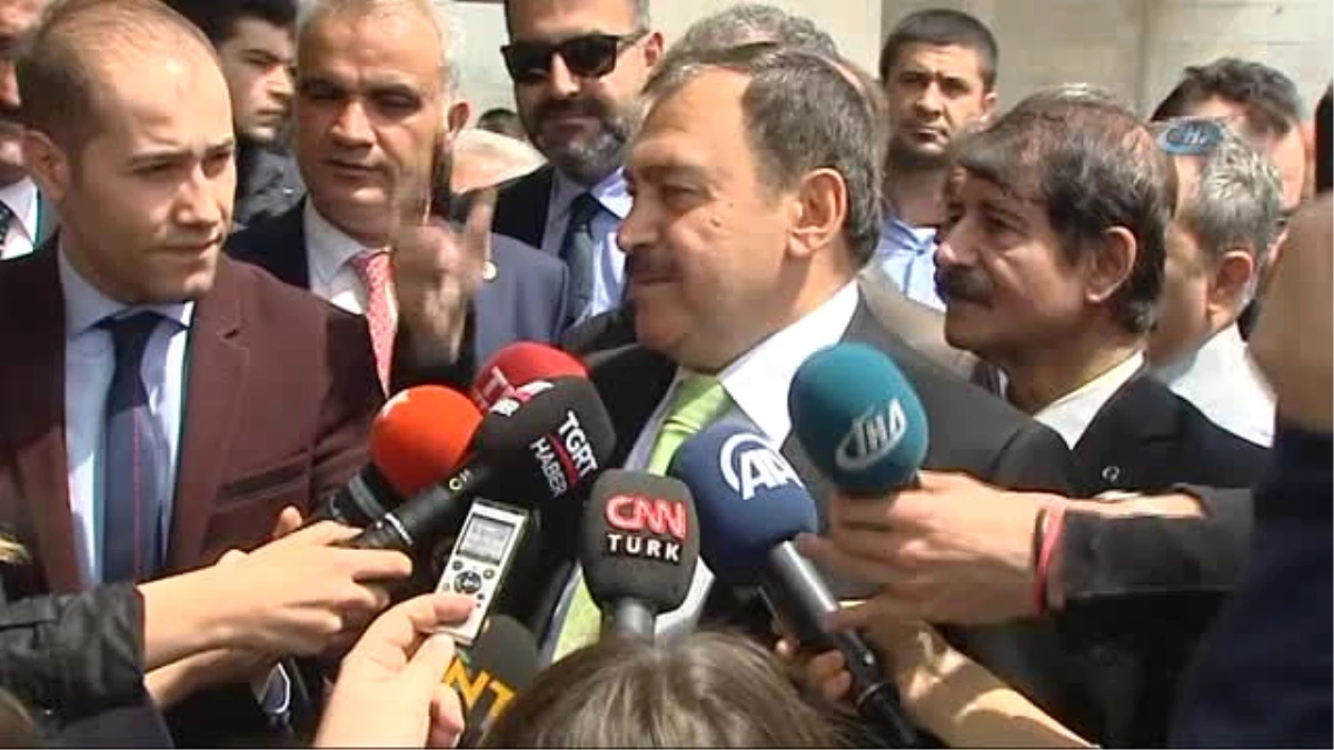 Bakan Veysel Eroğlu: "(Kabine Değişikliği) Kabine Yerinde Duruyor, Ben Duymadım"