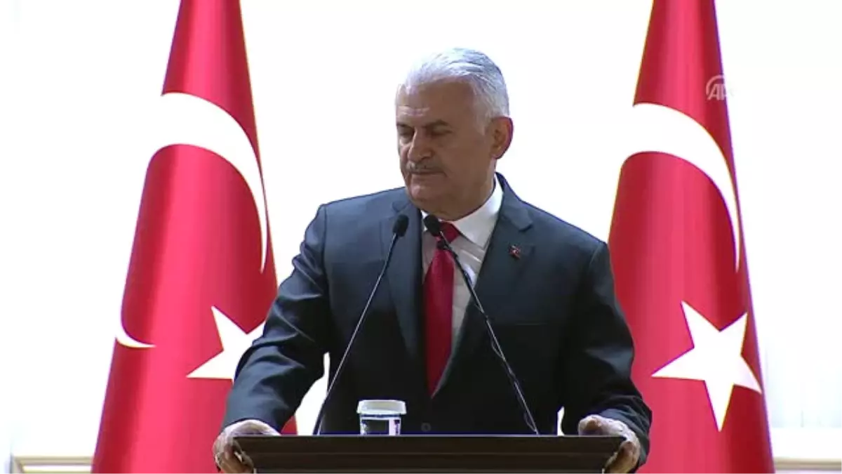 Başbakan Yıldırım: "Sizin Gözlerinizdeki Işık Bütün Insanlığa Aradığı Mutluluğu Getirecek"