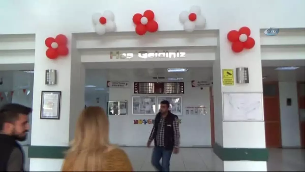 Çocuklar İçin Hastaneyi Süslediler